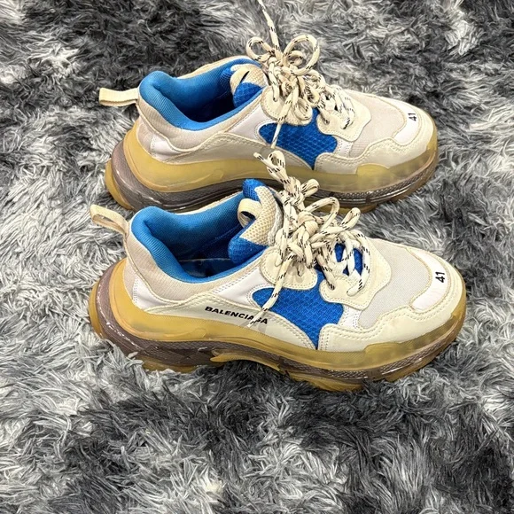 Balenciaga Blue and Beige Sneakers - Picture 3 of 5